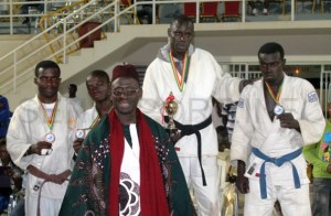 JUDO-DES-CHAMPIONS-RECOMPENSES-A-MBOUR-610x400